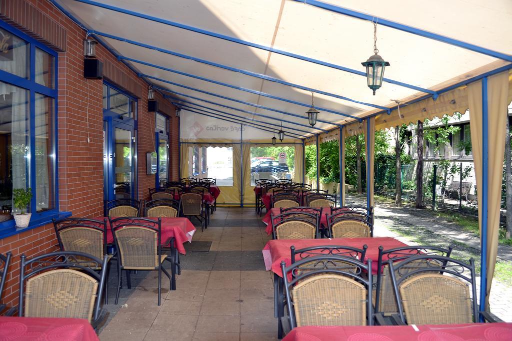 Hotel Veritas Budapest Exterior foto