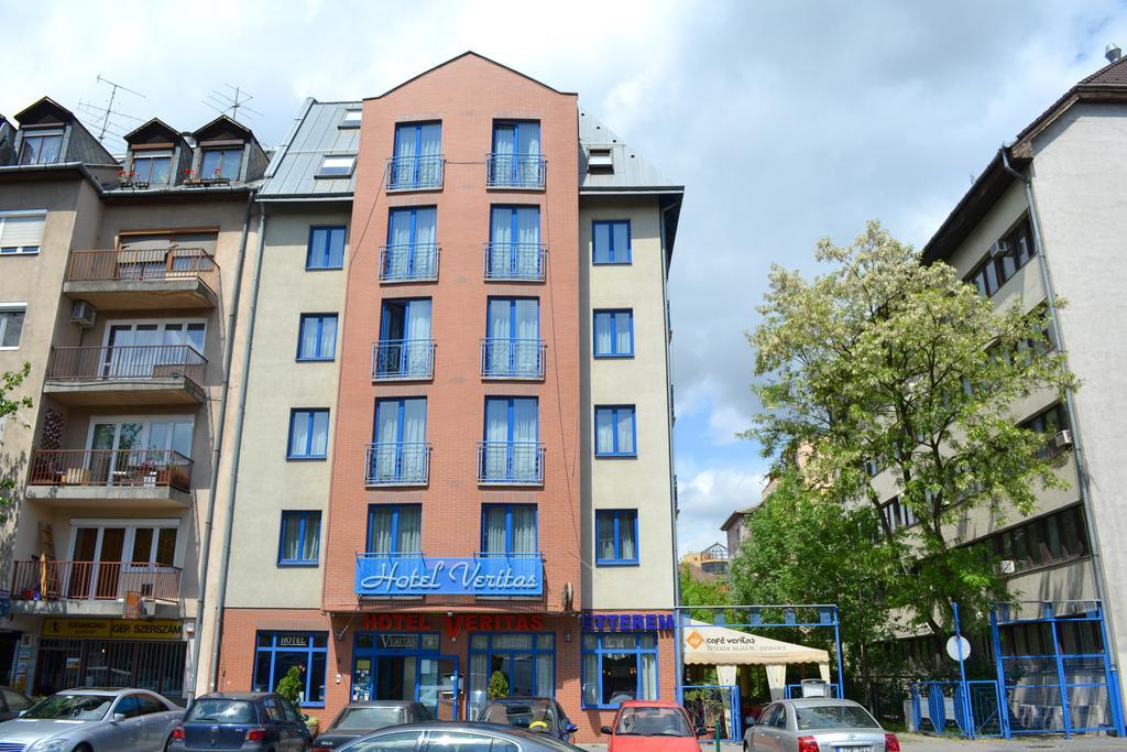 Hotel Veritas Budapest Exterior foto